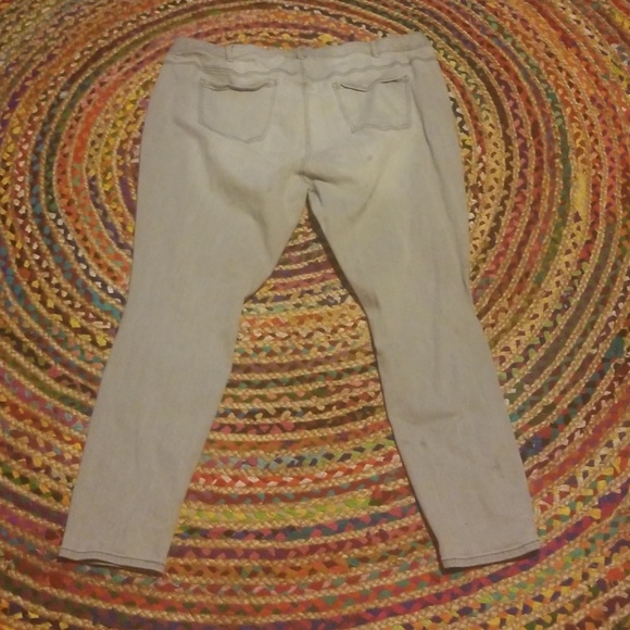 Gray Destructed Super Stretch Skinny - Picture 3 of 3